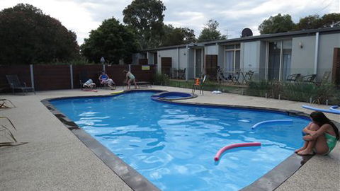 Riverside Ocean Grove - Surfers Gold Coast 5