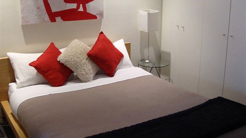 About Melbourne Apartments - Surfers Gold Coast 0