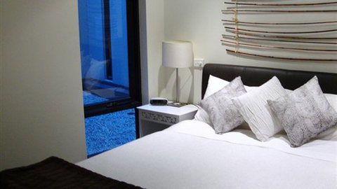 About Melbourne Apartments - Surfers Gold Coast 5