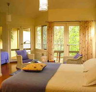 Waterholes Guest House - Surfers Gold Coast