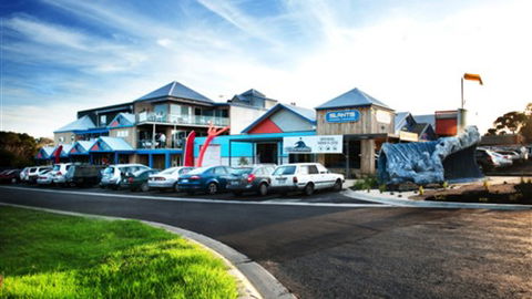 The Island Accommodation - Phillip Island YHA - Surfers Gold Coast 5