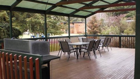 Feathertop Chalet - Surfers Gold Coast 2