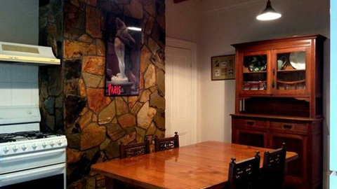 Annadale House - Surfers Gold Coast 1