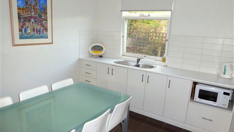 Sunny Hill Villa - Surfers Gold Coast 1