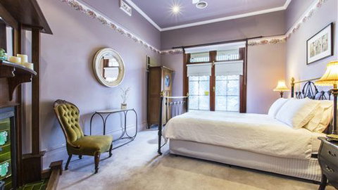 Avalon Guesthouse - Surfers Gold Coast 1