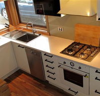 Wallace's - Crystal Creek Chalet 1 - Surfers Gold Coast