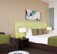 Mercure Melbourne Caroline Springs - Surfers Gold Coast