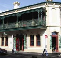 Adelaide's Shakespeare Backpackers International Hostel - Surfers Gold Coast