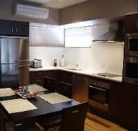 Barossa Valley Apartments - Surfers Gold Coast