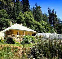 Bishops Adelaide Hills - Willow Cottage - Surfers Gold Coast