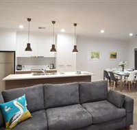 Renmark River Villas - Surfers Gold Coast