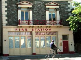 The Fire Station Inn - Fire Engine Suite - Surfers Gold Coast 0