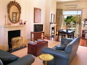 The Fire Station Inn - Residency Penthouse - Surfers Gold Coast 0