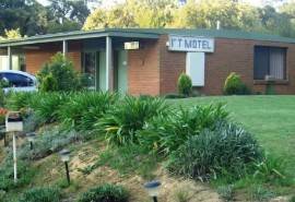 1st T Motel - Surfers Gold Coast 2