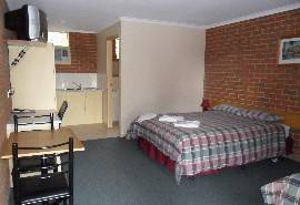 1st T Motel - Surfers Gold Coast 0