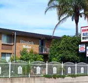 Adamstown Elizabeth Motor Inn - Surfers Gold Coast