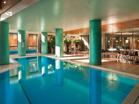 Adina Apartment Hotel Sydney - Surfers Gold Coast 5