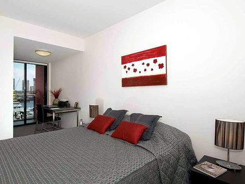 Apartments@Docklands - Surfers Gold Coast 1