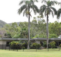 Arcadia Village Motel - Surfers Gold Coast