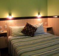 Aussie Outback Oasis Cabin  Van Village - Surfers Gold Coast