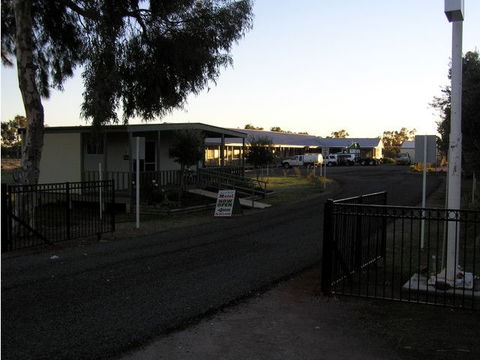 Back O' Bourke Accommodation - Surfers Gold Coast 1