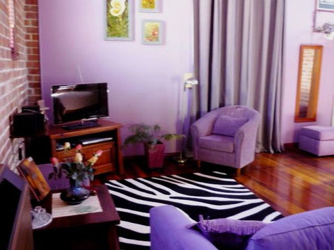 Bell Chapel B & B - Surfers Gold Coast 2