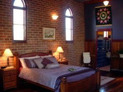 Bell Chapel B & B - Surfers Gold Coast 4