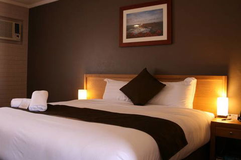 BEST WESTERN Hospitality Inns Carnarvon - Surfers Gold Coast 0