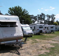 Canberra Carotel Motel  Caravan Park - Surfers Gold Coast