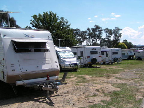 Canberra Carotel Motel & Caravan Park - Surfers Gold Coast 0