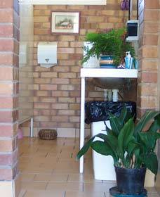 Canowindra Caravan Park - Surfers Gold Coast 2