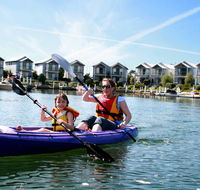 Captains Cove Waterfront Apartments - Surfers Gold Coast