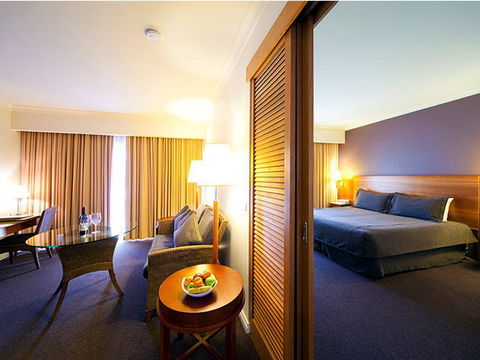 Century Inn - Surfers Gold Coast 4