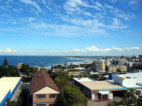 Cheltenham Apartments - Surfers Gold Coast 1