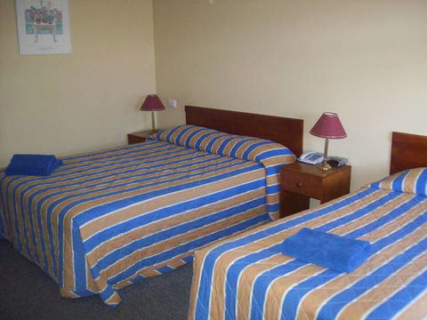 Cobar Motor Inn - Surfers Gold Coast 0