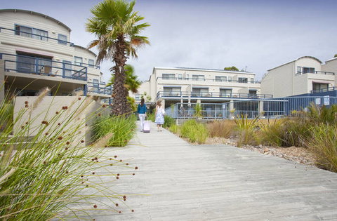Corrigans Cove - Surfers Gold Coast 2