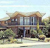 Countryman Motor Inn - Surfers Gold Coast
