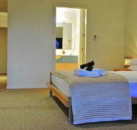 Edge on Beaches - Surfers Gold Coast