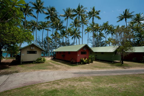 Ellis Beach Oceanfront Bungalows & Caravan Pk - Surfers Gold Coast 7