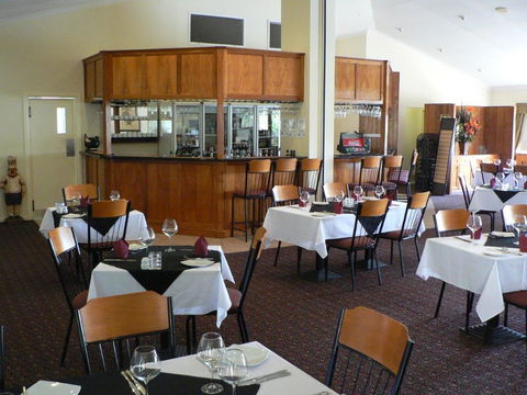 Emerald Explorers Inn - Surfers Gold Coast 5