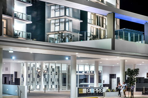Empire Apartment Hotel - Surfers Gold Coast 7