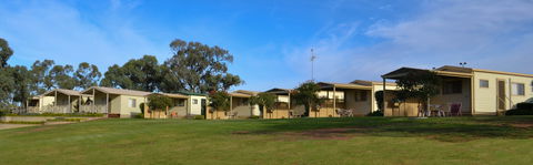 Euston Club Cabin Resort - Surfers Gold Coast 0
