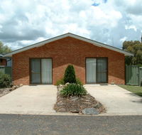 Fossicker Caravan Park - Surfers Gold Coast