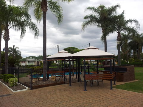 Gayndah Colonial Motor Inn - Surfers Gold Coast 4
