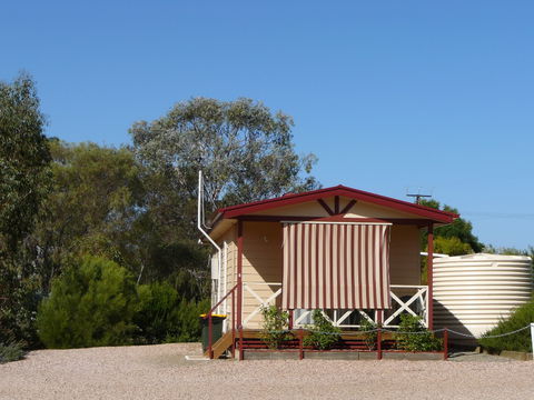 Gladstone Caravan Park - Surfers Gold Coast 2
