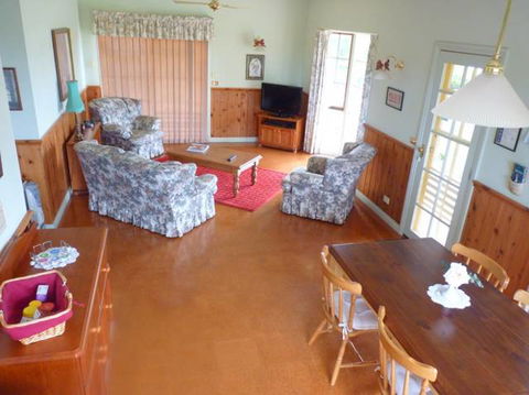 Glenbar Cottage - Surfers Gold Coast 1