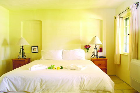 Goat Square Cottages - Surfers Gold Coast 0