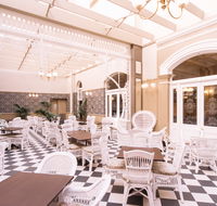 Hadley's Orient Hotel - Surfers Gold Coast