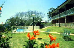 Hawks Nest Motel - Surfers Gold Coast 1