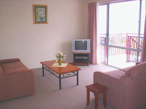 Heritage House - Surfers Gold Coast 1